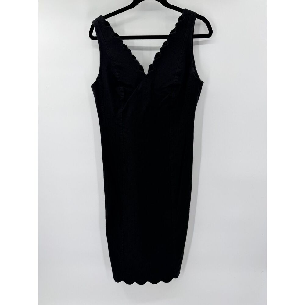 Banana Republic Size 12 Black Scalloped Sheath Dress Sleeveless Stretch Career